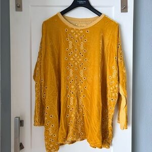 Johnny Was Golden Embroidered Velvet- Velour Women's Blouse